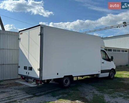 Белый Мерседес Sprinter, объемом двигателя 2.1 л и пробегом 223 тыс. км за 29289 $, фото 1 на Automoto.ua