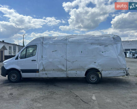 Белый Мерседес Sprinter, объемом двигателя 2.14 л и пробегом 78 тыс. км за 16500 $, фото 4 на Automoto.ua