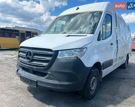 Белый Мерседес Sprinter, объемом двигателя 2.14 л и пробегом 78 тыс. км за 16500 $, фото 2 на Automoto.ua