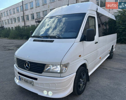 Белый Мерседес Sprinter, объемом двигателя 2.87 л и пробегом 660 тыс. км за 11999 $, фото 2 на Automoto.ua