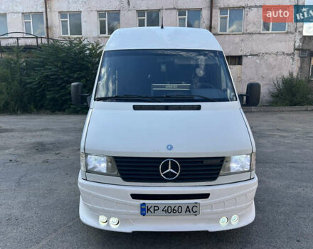 Белый Мерседес Sprinter, объемом двигателя 2.87 л и пробегом 660 тыс. км за 11999 $, фото 3 на Automoto.ua