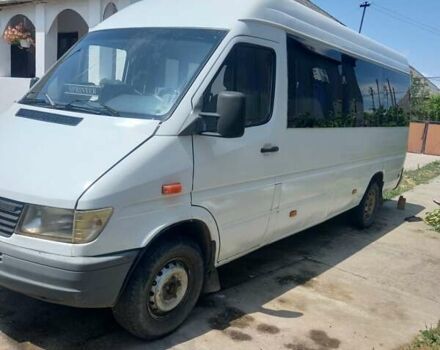 Белый Мерседес Sprinter, объемом двигателя 2.9 л и пробегом 400 тыс. км за 8500 $, фото 19 на Automoto.ua