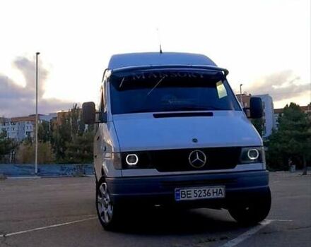 Білий Мерседес Sprinter, об'ємом двигуна 2.87 л та пробігом 700 тис. км за 9500 $, фото 1 на Automoto.ua