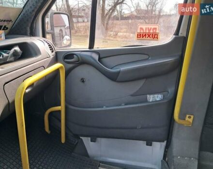 Белый Мерседес Sprinter, объемом двигателя 2.2 л и пробегом 1000 тыс. км за 7999 $, фото 4 на Automoto.ua