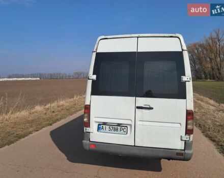 Белый Мерседес Sprinter, объемом двигателя 2.2 л и пробегом 1000 тыс. км за 7999 $, фото 3 на Automoto.ua