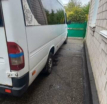 Белый Мерседес Sprinter, объемом двигателя 2.15 л и пробегом 200 тыс. км за 5000 $, фото 20 на Automoto.ua