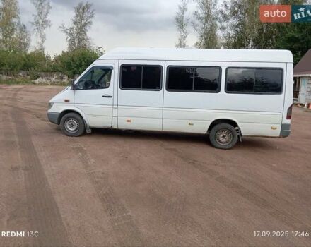 Мерседес Sprinter 2002 в Коростене на Automoto.ua Белый Мерседес Sprinter, объемом двигателя 2.69 л и пробегом 280 тыс. км за 10300 $, фото 5 на Automoto.ua