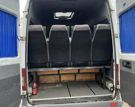 Белый Мерседес Sprinter, объемом двигателя 2.69 л и пробегом 980 тыс. км за 11900 $, фото 7 на Automoto.ua