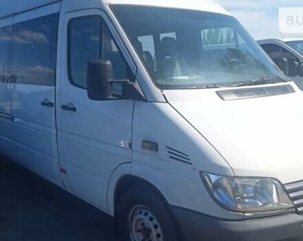 Белый Мерседес Sprinter, объемом двигателя 2.15 л и пробегом 602 тыс. км за 8699 $, фото 2 на Automoto.ua