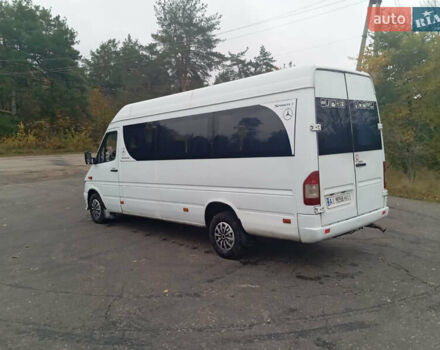 Белый Мерседес Sprinter, объемом двигателя 2.2 л и пробегом 628 тыс. км за 9100 $, фото 7 на Automoto.ua