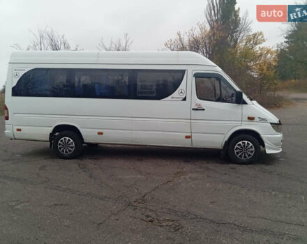 Белый Мерседес Sprinter, объемом двигателя 2.2 л и пробегом 628 тыс. км за 9100 $, фото 11 на Automoto.ua