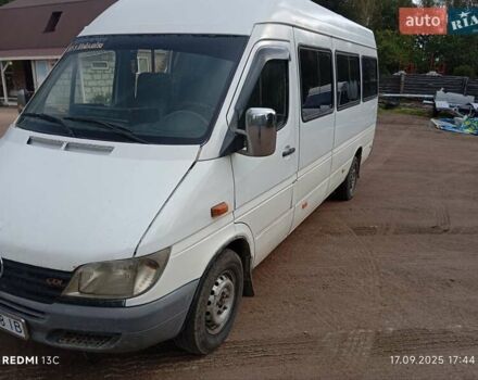 Мерседес Sprinter 2002 в Коростене на Automoto.ua Белый Мерседес Sprinter, объемом двигателя 2.69 л и пробегом 280 тыс. км за 10300 $, фото 4 на Automoto.ua