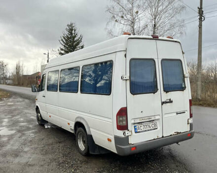 Белый Мерседес Sprinter, объемом двигателя 2.69 л и пробегом 980 тыс. км за 11900 $, фото 2 на Automoto.ua