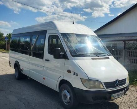 Белый Мерседес Sprinter, объемом двигателя 2.15 л и пробегом 500 тыс. км за 10500 $, фото 5 на Automoto.ua