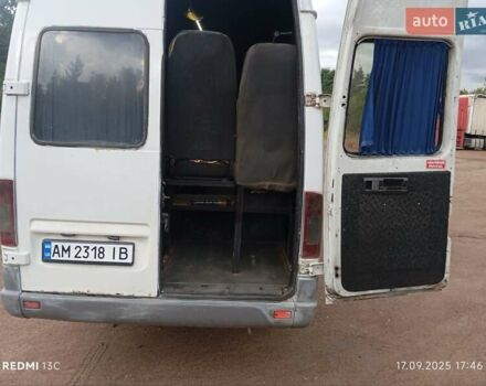 Мерседес Sprinter 2002 в Коростене на Automoto.ua Белый Мерседес Sprinter, объемом двигателя 2.69 л и пробегом 280 тыс. км за 10300 $, фото 9 на Automoto.ua