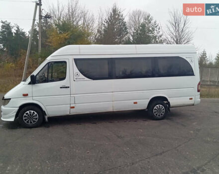 Белый Мерседес Sprinter, объемом двигателя 2.2 л и пробегом 628 тыс. км за 9100 $, фото 9 на Automoto.ua