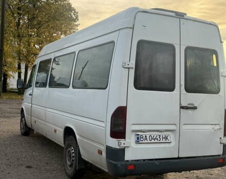 Белый Мерседес Sprinter, объемом двигателя 2.2 л и пробегом 620 тыс. км за 9000 $, фото 2 на Automoto.ua