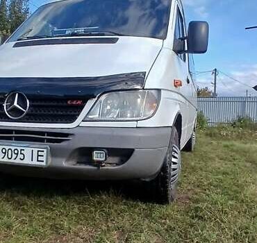 Белый Мерседес Sprinter, объемом двигателя 2.15 л и пробегом 445 тыс. км за 12200 $, фото 8 на Automoto.ua