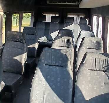 Белый Мерседес Sprinter, объемом двигателя 2.15 л и пробегом 445 тыс. км за 12200 $, фото 15 на Automoto.ua