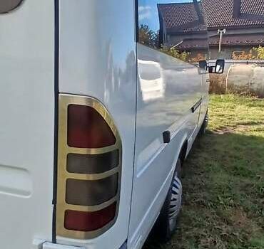 Белый Мерседес Sprinter, объемом двигателя 2.15 л и пробегом 445 тыс. км за 12200 $, фото 10 на Automoto.ua