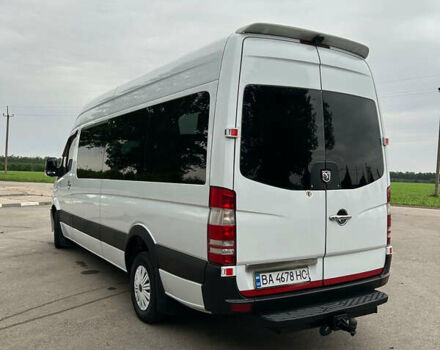 Білий Мерседес Sprinter, об'ємом двигуна 2.99 л та пробігом 350 тис. км за 23000 $, фото 4 на Automoto.ua