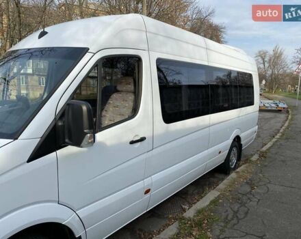 Белый Мерседес Sprinter, объемом двигателя 2.14 л и пробегом 690 тыс. км за 33000 $, фото 1 на Automoto.ua