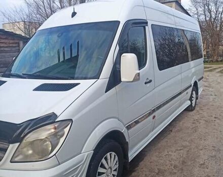 Белый Мерседес Sprinter, объемом двигателя 2.14 л и пробегом 659 тыс. км за 26000 $, фото 4 на Automoto.ua