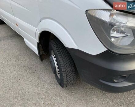 Белый Мерседес Sprinter, объемом двигателя 2.14 л и пробегом 690 тыс. км за 33000 $, фото 6 на Automoto.ua
