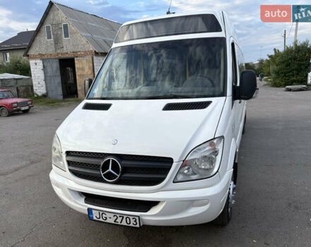 Белый Мерседес Sprinter, объемом двигателя 2.2 л и пробегом 439 тыс. км за 23900 $, фото 7 на Automoto.ua