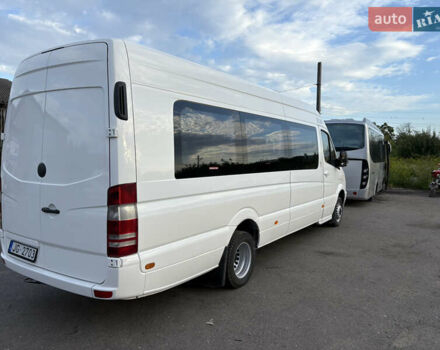 Белый Мерседес Sprinter, объемом двигателя 2.2 л и пробегом 439 тыс. км за 23900 $, фото 9 на Automoto.ua