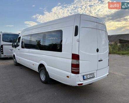 Белый Мерседес Sprinter, объемом двигателя 2.2 л и пробегом 439 тыс. км за 23900 $, фото 3 на Automoto.ua