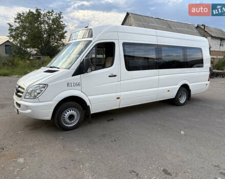Белый Мерседес Sprinter, объемом двигателя 2.2 л и пробегом 439 тыс. км за 23900 $, фото 6 на Automoto.ua