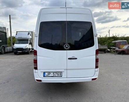 Белый Мерседес Sprinter, объемом двигателя 2.2 л и пробегом 391 тыс. км за 26900 $, фото 12 на Automoto.ua