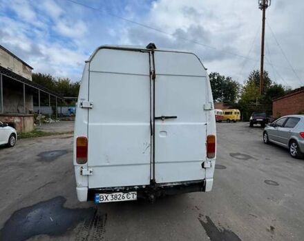 Белый Мерседес Sprinter, объемом двигателя 2.87 л и пробегом 850 тыс. км за 4100 $, фото 3 на Automoto.ua