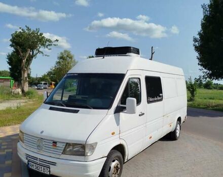 Белый Мерседес Sprinter, объемом двигателя 2.87 л и пробегом 497 тыс. км за 7500 $, фото 1 на Automoto.ua
