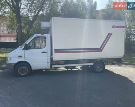 Білий Мерседес Sprinter, об'ємом двигуна 2.9 л та пробігом 400 тис. км за 7600 $, фото 1 на Automoto.ua