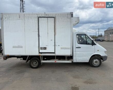 Белый Мерседес Sprinter, объемом двигателя 2.9 л и пробегом 747 тыс. км за 7400 $, фото 3 на Automoto.ua