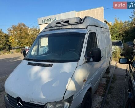 Білий Мерседес Sprinter, об'ємом двигуна 2.15 л та пробігом 600 тис. км за 3800 $, фото 2 на Automoto.ua