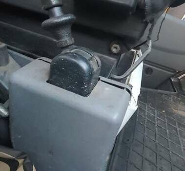 Белый Мерседес Sprinter, объемом двигателя 2.7 л и пробегом 621 тыс. км за 22000 $, фото 7 на Automoto.ua