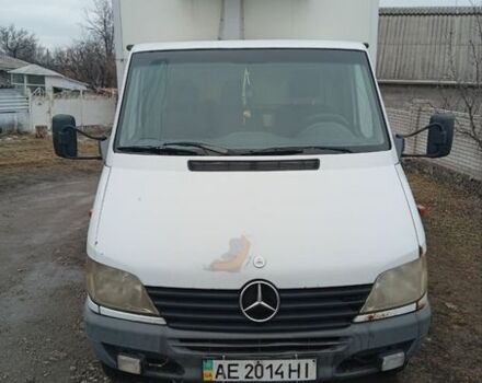 Белый Мерседес Sprinter, объемом двигателя 2.7 л и пробегом 983 тыс. км за 9500 $, фото 2 на Automoto.ua