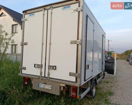 Белый Мерседес Sprinter, объемом двигателя 2.7 л и пробегом 621 тыс. км за 22000 $, фото 12 на Automoto.ua