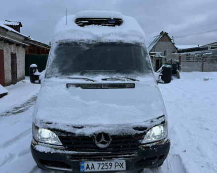 Білий Мерседес Sprinter, об'ємом двигуна 2.15 л та пробігом 677 тис. км за 5500 $, фото 1 на Automoto.ua