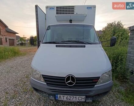 Белый Мерседес Sprinter, объемом двигателя 2.7 л и пробегом 621 тыс. км за 22000 $, фото 12 на Automoto.ua