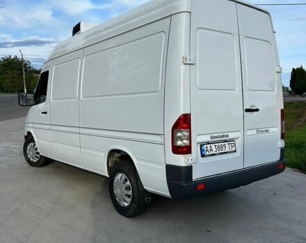 Белый Мерседес Sprinter, объемом двигателя 9.99 л и пробегом 530 тыс. км за 11000 $, фото 2 на Automoto.ua