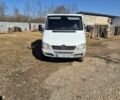 Белый Мерседес Sprinter, объемом двигателя 2.2 л и пробегом 172 тыс. км за 11800 $, фото 4 на Automoto.ua