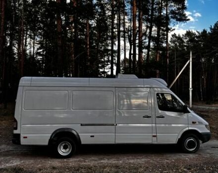 Белый Мерседес Sprinter, объемом двигателя 2.7 л и пробегом 420 тыс. км за 15500 $, фото 5 на Automoto.ua