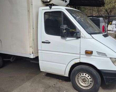 Білий Мерседес Sprinter, об'ємом двигуна 2.15 л та пробігом 400 тис. км за 6200 $, фото 15 на Automoto.ua