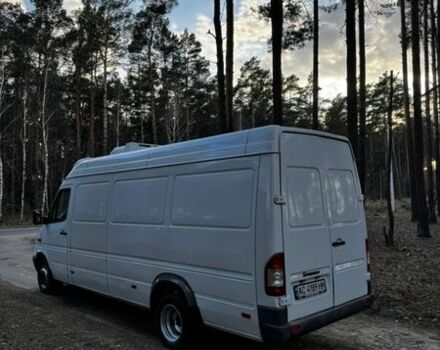 Белый Мерседес Sprinter, объемом двигателя 2.7 л и пробегом 420 тыс. км за 15500 $, фото 6 на Automoto.ua