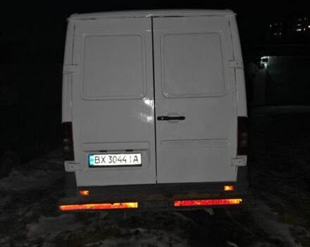 Белый Мерседес Sprinter, объемом двигателя 2.15 л и пробегом 500 тыс. км за 9000 $, фото 6 на Automoto.ua