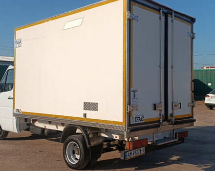 Белый Мерседес Sprinter, объемом двигателя 2.7 л и пробегом 390 тыс. км за 17500 $, фото 1 на Automoto.ua